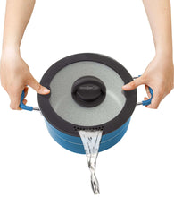 Carica l'immagine nel visualizzatore di Gallery, Coperchio scolapasta Set pentole da campeggio Brunner Carezza 7+1 Ø22