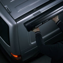 Carica l'immagine nel visualizzatore di Gallery, Tendalino Thule Omnistor 5102 per VW T5-T6 multivan montaggio sul tetto