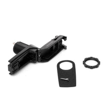 Carica l'immagine nel visualizzatore di Gallery, Installazione professionale presa USB-A+C in esterno camper