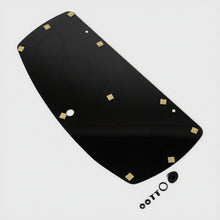 Carica l'immagine nel visualizzatore di Gallery, Coperchio in Vetro Nero per Piano Cottura Dometic KSK2008 (3 Fuochi in Linea)