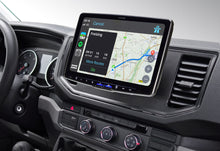 Carica l'immagine nel visualizzatore di Gallery, Integrazione monitor Alpine Halo su VW Crafter con kit dedicato