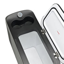 Carica l'immagine nel visualizzatore di Gallery, Installazione TravelBox tra sedili cabina veicolo