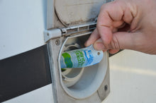 Carica l'immagine nel visualizzatore di Gallery, Acquatravel sanificante igienizzante per serbatoio camper e barca