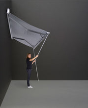 Carica l'immagine nel visualizzatore di Gallery, Veranda tendalino da parete Thule Omnistor 8000