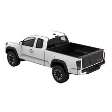 Carica l'immagine nel visualizzatore di Gallery, Portabici per sponda posteriore pick-up Gatekeeper Yakima