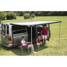 Carica l'immagine nel visualizzatore di Gallery, Tendalino a tetto Fiamma F40van – Compatto, elegante e ideale per minivan