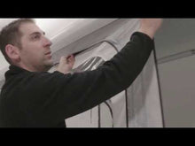 Carica e avvia il video nel visualizzatore di galleria, Thule Panorama veranda a parete da 3.0 a 3.75 metri