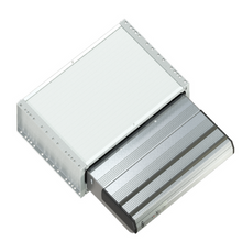 Carica l'immagine nel visualizzatore di Gallery, Gradino elettrico con movimento Slide-Out Innolight modello 10856