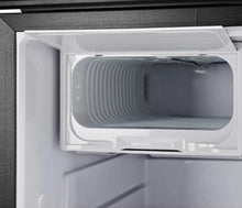 Carica l&#39;immagine nel visualizzatore di Gallery, Frigorifero a compressore per camper Cruise 12V 85L
