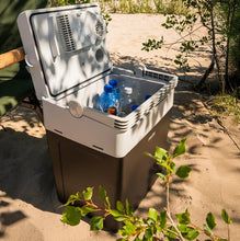 Carica l&#39;immagine nel visualizzatore di Gallery, Frigorifero portatile termoelettrico Mestic MTEC-25 AC/DC / MTEC-28
