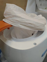 Carica l'immagine nel visualizzatore di Gallery, WC Portatile Automatico con Sistema a Sacchetti
