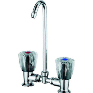 Rubinetto con canna abbattibile per camper