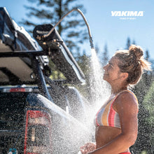 Carica l'immagine nel visualizzatore di Gallery, RoadShower – Serbatoio Doccia Pressurizzato da Tetto 15L / 26L per Camper, Van e SUV
