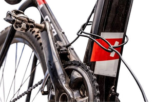 Installazione cavo sicurezza antifurto Thitronik su portabici van