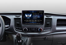 Carica l&#39;immagine nel visualizzatore di Gallery, Integrazione sistema Alpine Halo su Ford Transit con kit dedicato
