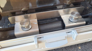Profilo Large installato su finestra Dometic camper