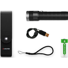 Carica l&#39;immagine nel visualizzatore di Gallery, Torcia manuale Ledlenser Mt14
