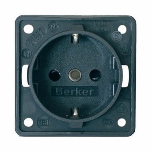 Presa Berker 230V tipo schuko con scatola di protezione BMP22D