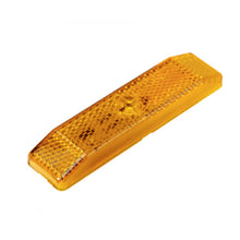 Carica l&#39;immagine nel visualizzatore di Gallery, Fanale luce d’ingombro laterale a led adesiva giallo Mod. SMLR 2019
