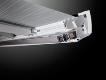 Carica l&#39;immagine nel visualizzatore di Gallery, Veranda tendalino a parete Thule Omnistor 5200
