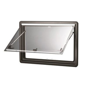 Finestra Seitz S4 colore grigio chiaro esterno RAL7035 colore interno RAL1013